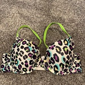 VICTORIA’S SECRET DEMI BRA // Size 36C